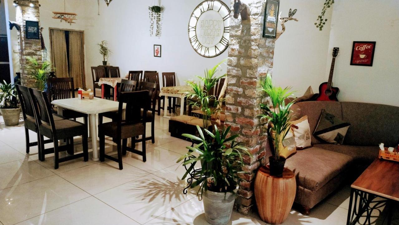 Rangbaari Stays & Cafe Джодпур Екстериор снимка